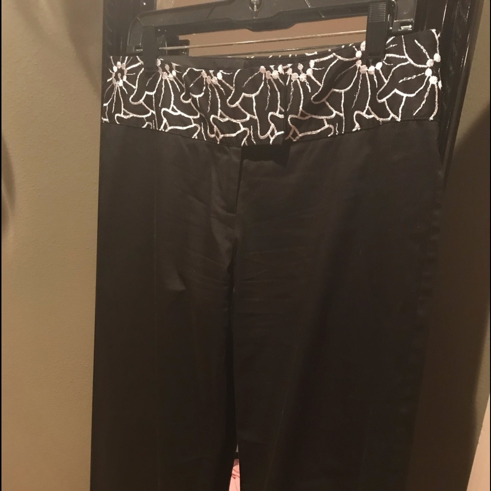 White House Black Market Capri